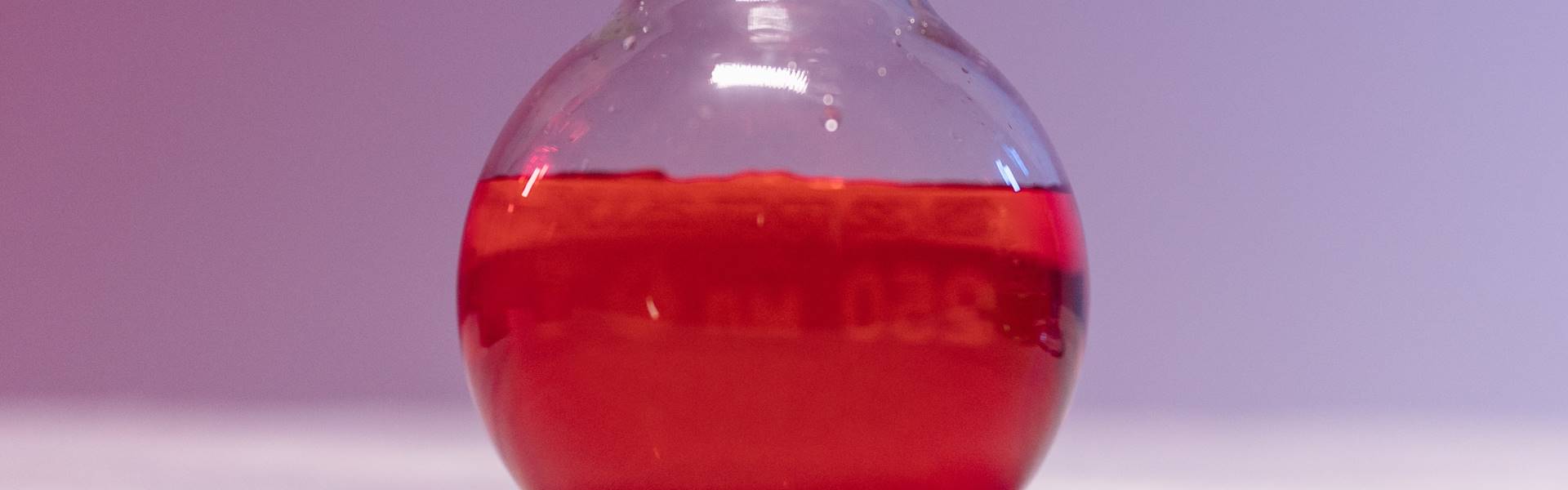 Краситель кармин — из чего получают, влияние е120 на организм человека